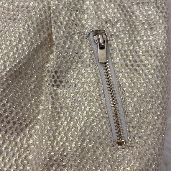 Kids metallic gold shirt & shorts - Picture 7 of 9